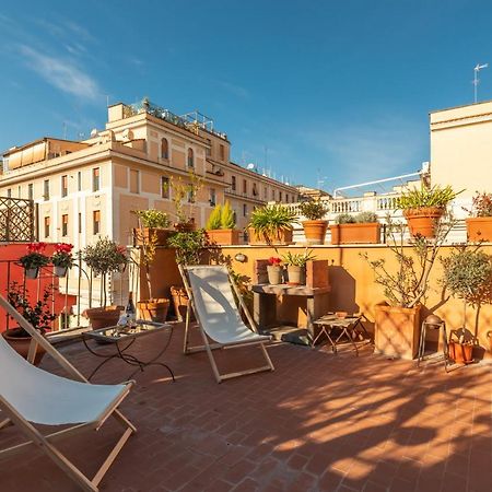 Bright And Comfy Terraced Apartment In Trastevere Rome Bagian luar foto