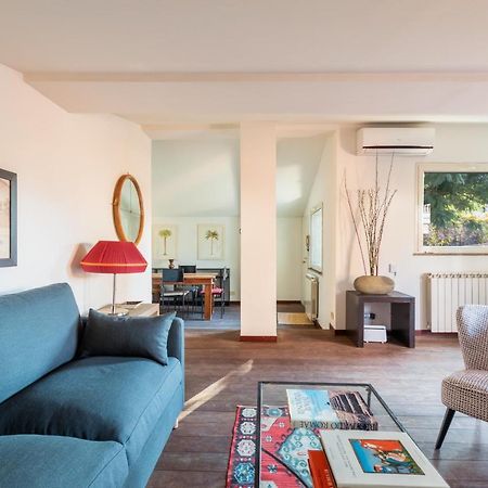 Bright And Comfy Terraced Apartment In Trastevere Rome Bagian luar foto