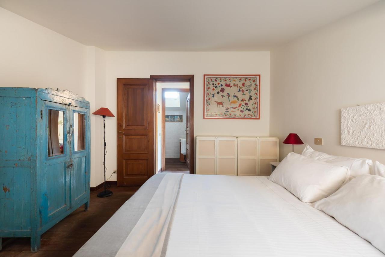 Bright And Comfy Terraced Apartment In Trastevere Rome Bagian luar foto